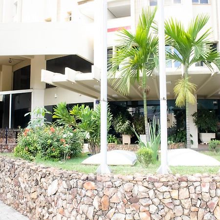 Flat Oeste La Residence Goiânia Dış mekan fotoğraf